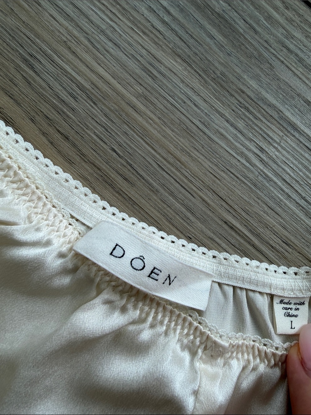 DÔEN iona lace silk shorts - Picture 3 of 4